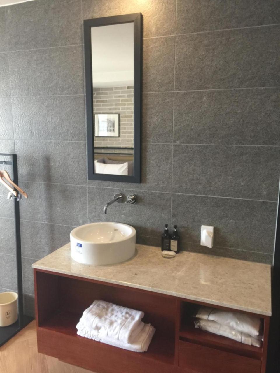 Brown Dot Hotel Gwangan Beach Busan Esterno foto