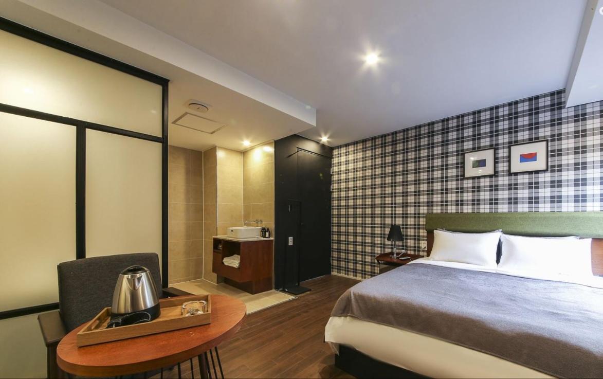 Brown Dot Hotel Gwangan Beach Busan Esterno foto